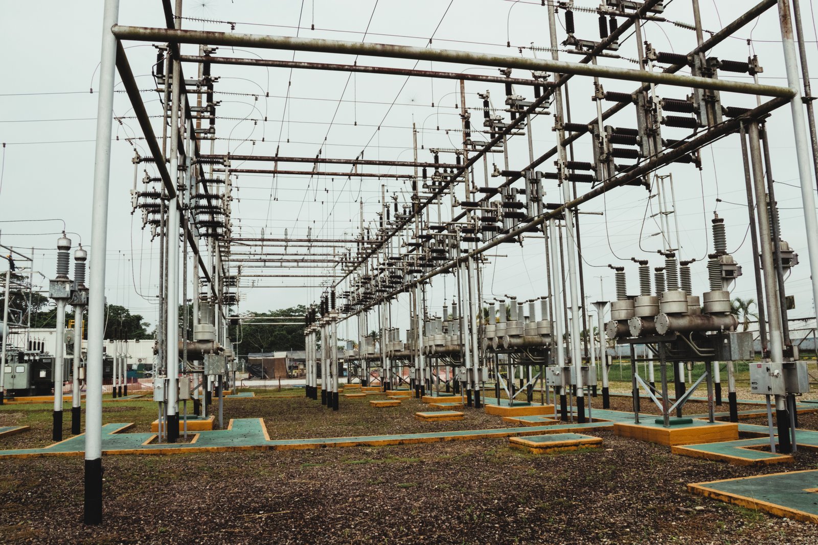 Yogi govt takes a tough stand on power supply; negligence at any level will not be tolerated