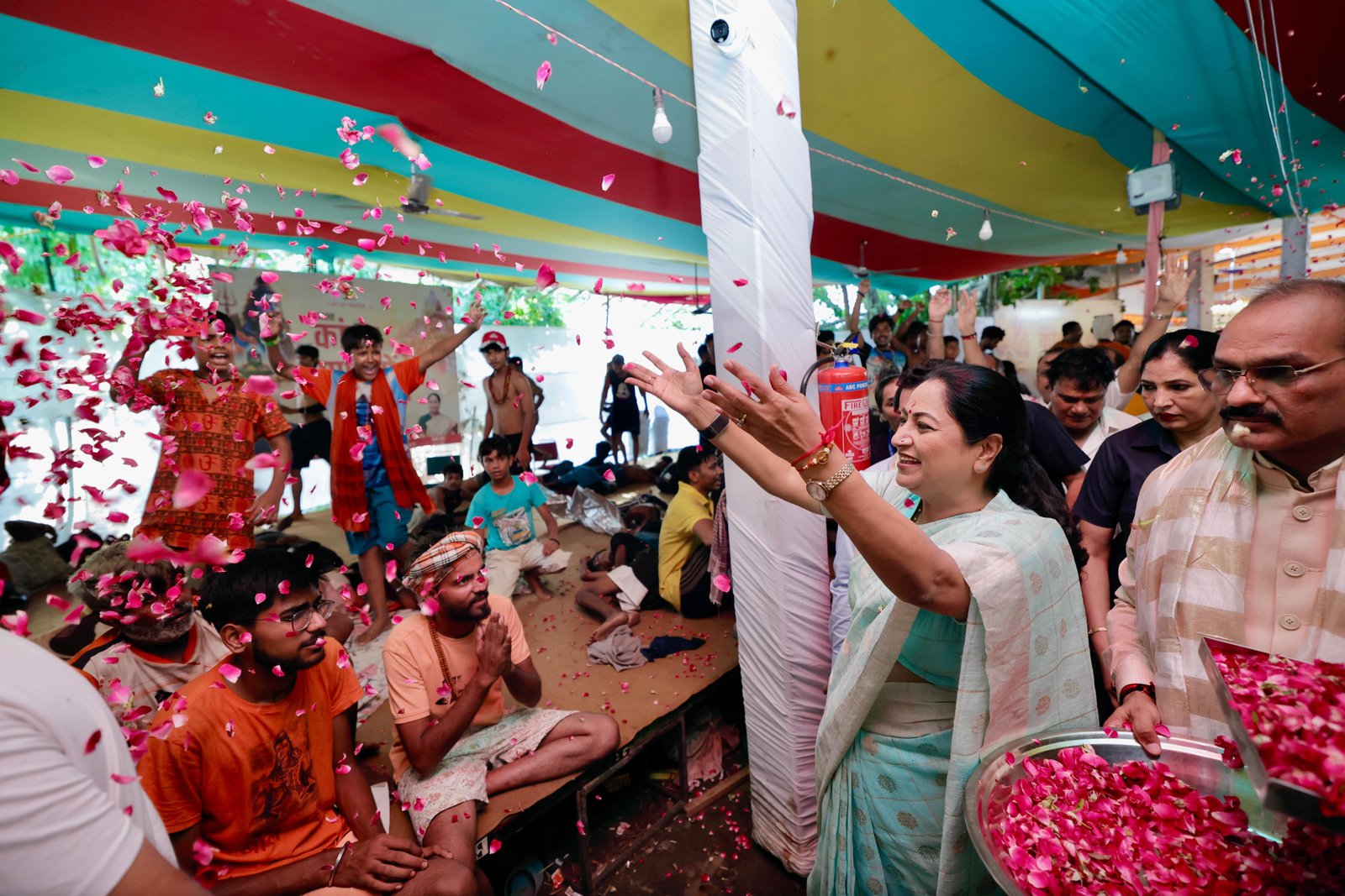 CM Rekha Gupta visits Kanwar service camps in Mayapuri and Pitampura, welcomes Shiva devotees
