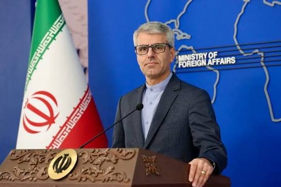 Iran Says Maritime Services in Strait of Hormuz Should Carry Fees