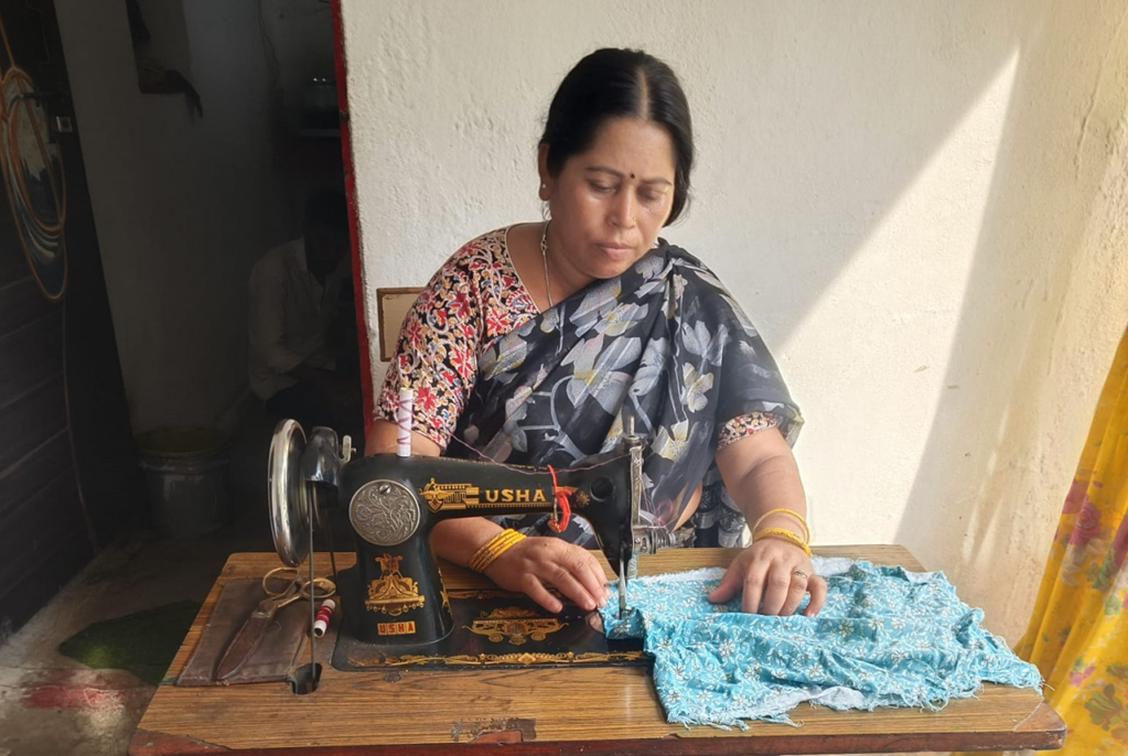 Mahatari Vandan Yojana: Sewing Machine Becomes a Tool for Self-Reliance