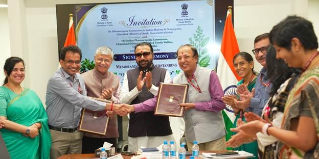 One Herb, One Standard” to Strengthen Quality and Credibility of Traditional Medicines: Union Minister Shri Prataprao Jadhav