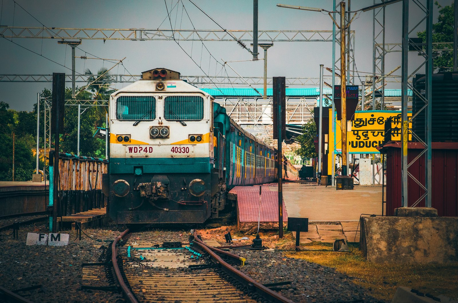 Indian Railways Emerges as Key Target of ISI-Backed Terror Modules, Intelligence Agencies on High Alert