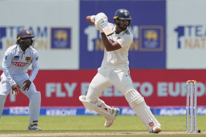 India Reach 101/1 at Lunch After Jaiswal’s Freak Run-Out in Galle Test