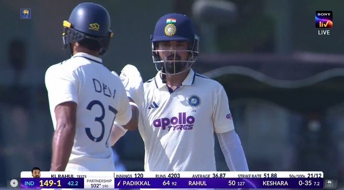KL Rahul Retires Hurt After Severe Cramps During Galle Test Against Sri Lanka