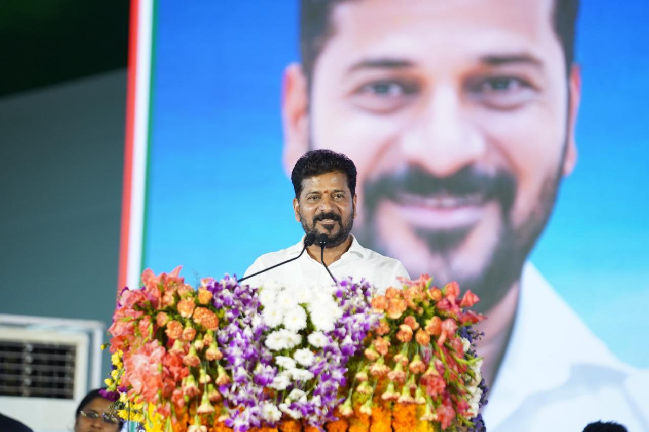 Telangana to Offer Incentives to Super-Speciality Doctors for Extended Service in Government Hospitals: CM Revanth Reddy