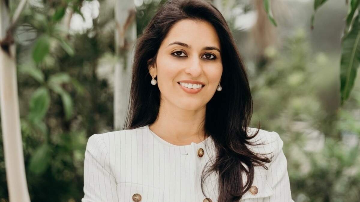 Indian-American Educator Pia Dandiya Wins Democratic Primary in Florida, Sets Up Key House Election