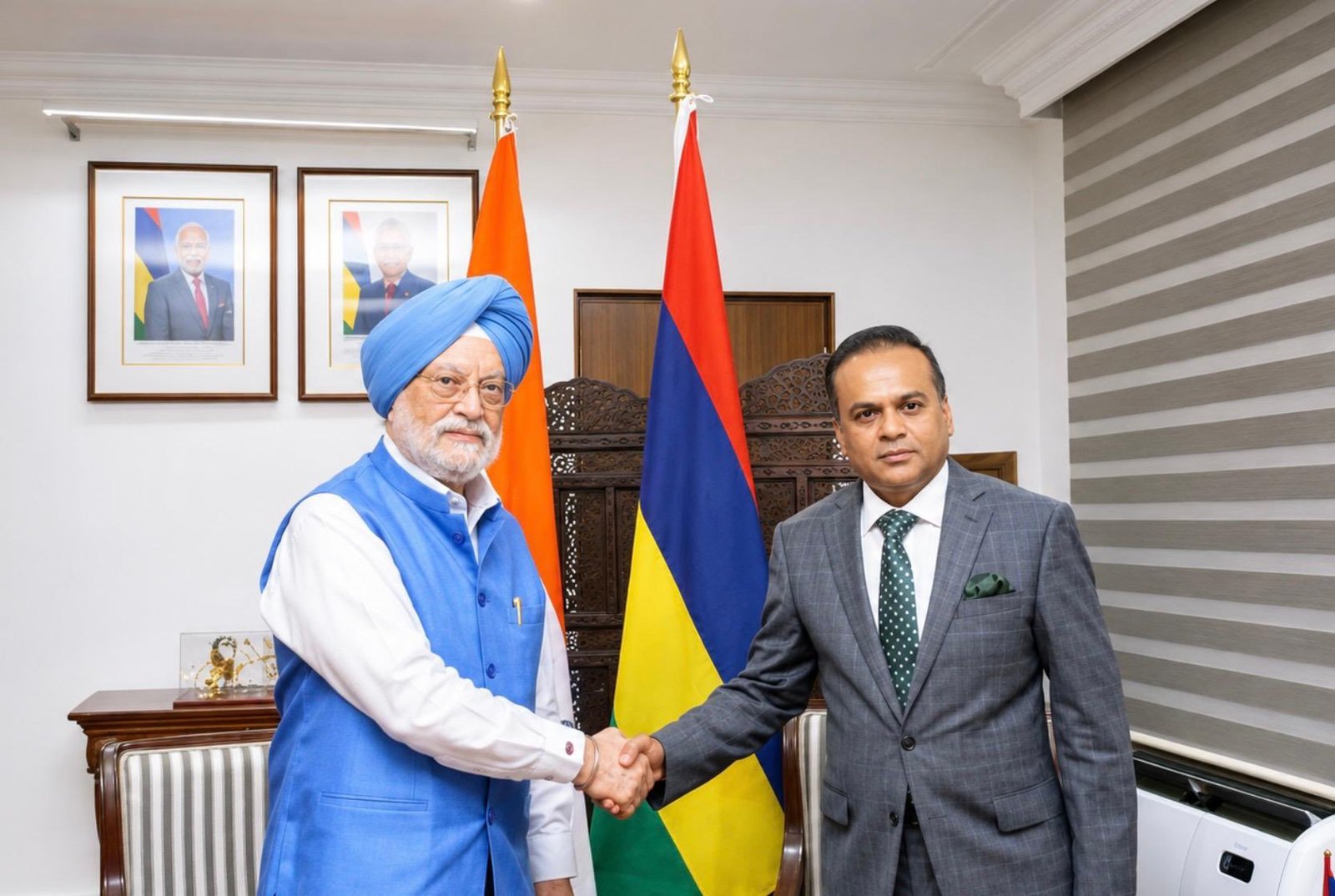 Official Visit of Shri Hardeep Singh Puri, Minister for Petroleum and Natural Gas, to Mauritius