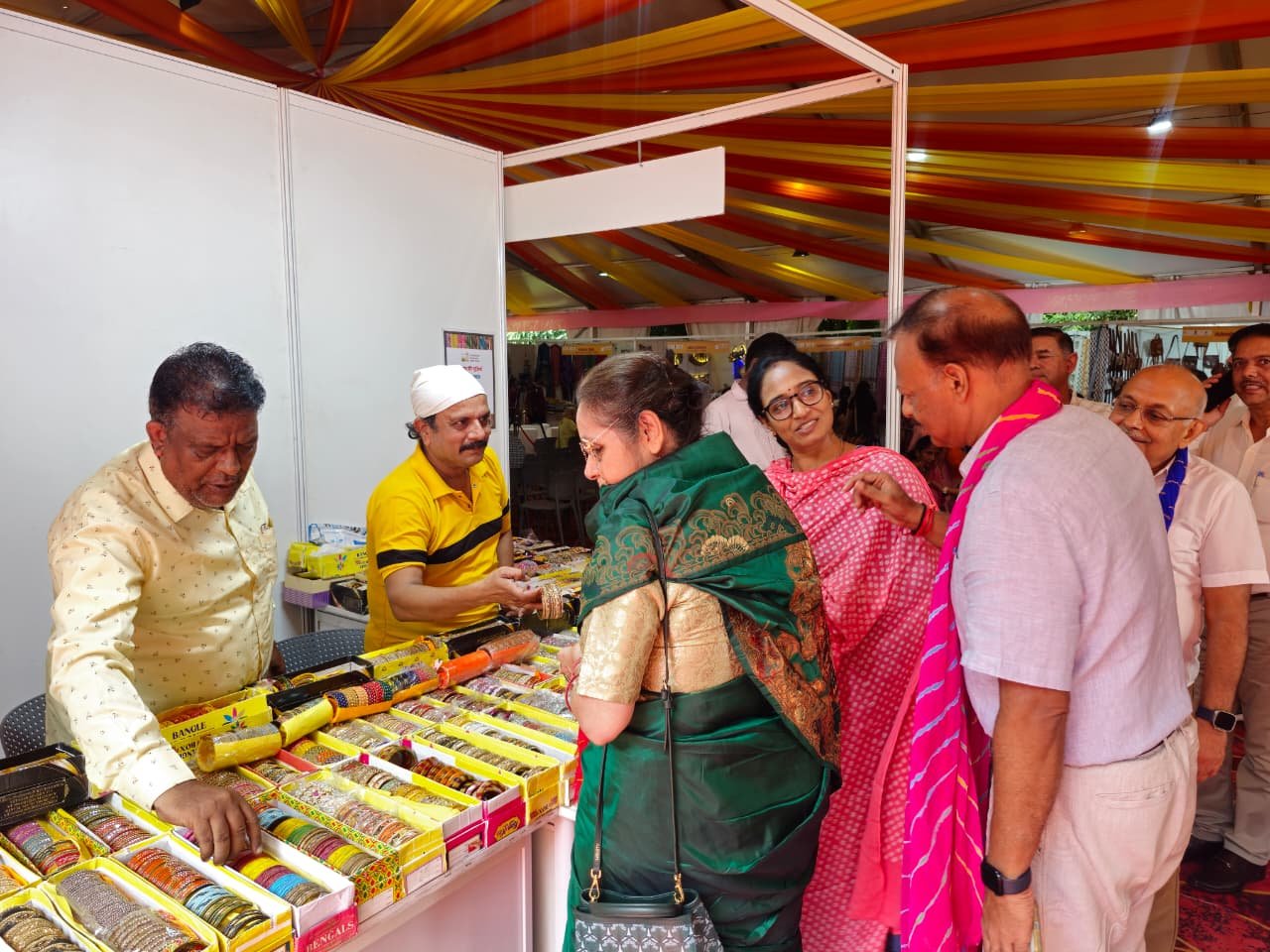 Ten-Day ‘Teejotsav-2026’ at Bikaner House Highlights Rajasthan’s Traditional Lac Craft