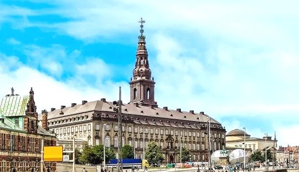 In The Midst Of Aid’s To Ukraine For Its War Against Russia, Denmark Now Imposes Stringent Residency Regulations For Ukrainians.