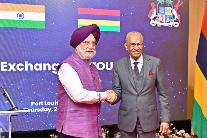 India, Mauritius Sign Energy Agreements to Strengthen Cooperation
