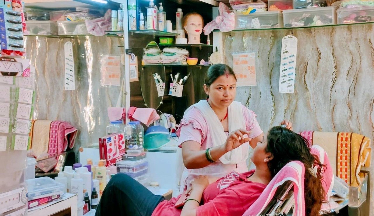 Bihan Transforms Sangeeta’s Life: Turning Skills into Employment, She Becomes a ‘Lakhpati Didi’