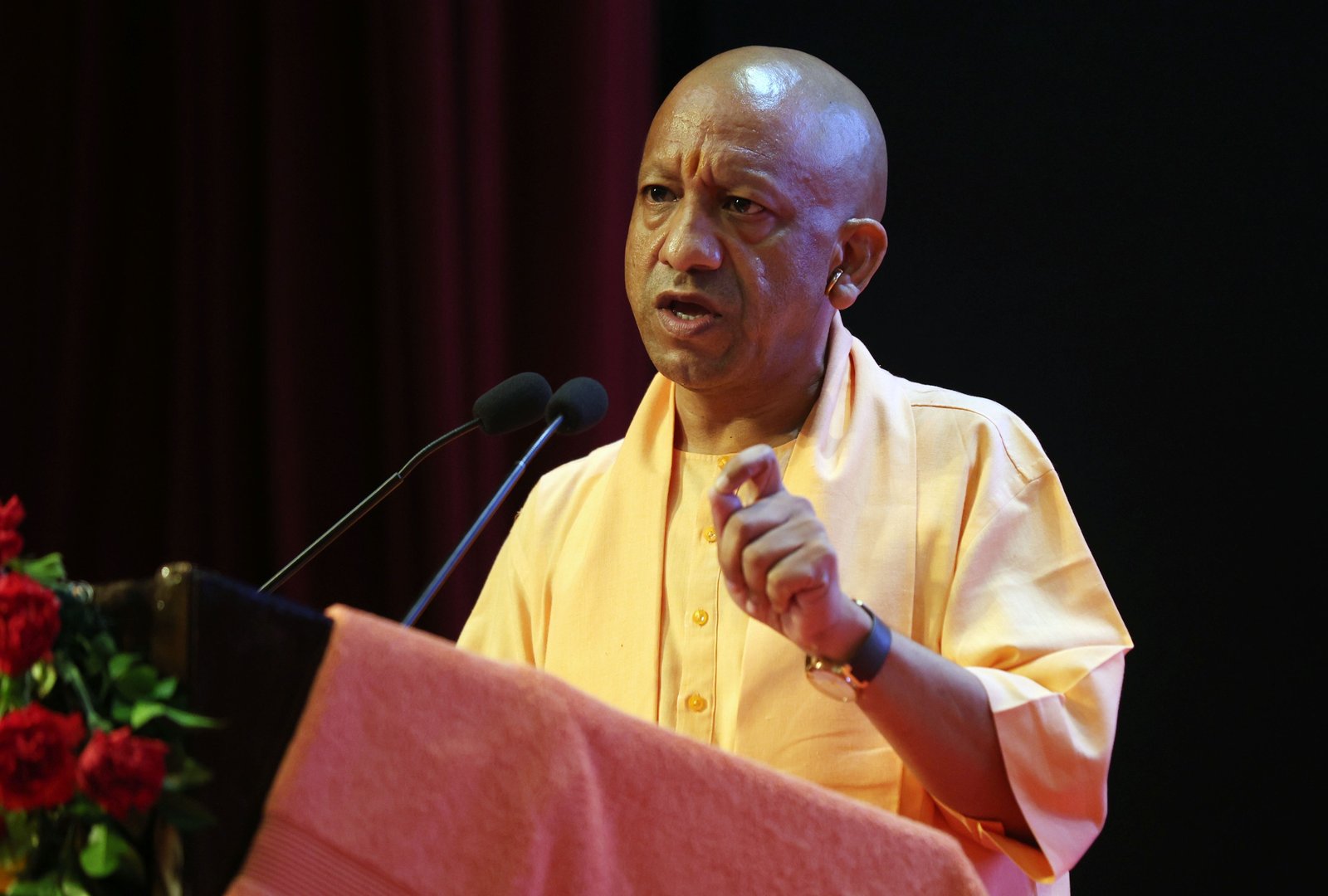 Yogi government cracks down on two companies that obtained loans by mortgaging 944 hectares of land to banks through fraud; land allotments cancelled and all land reclaimed
