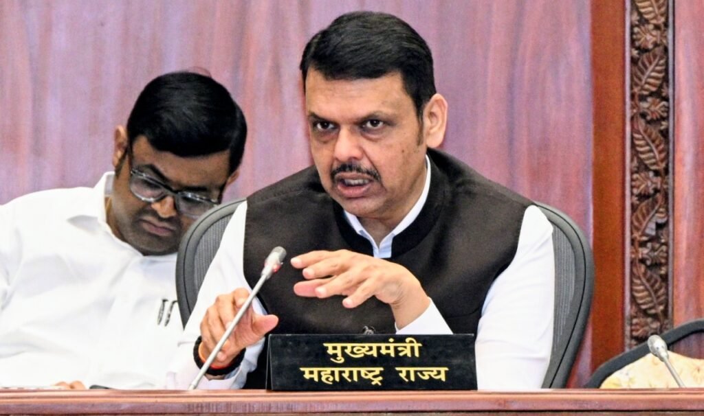 CM Devendra Fadnavis Assures Solution to Minimise Farmers’ Losses for Bhongawali GIS Substation
