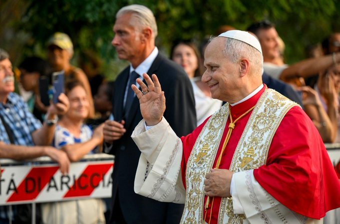 Pope Leo XIV Leads Marian Prayer at Lake Albano, Entrusts War-Wounded Children to Mary