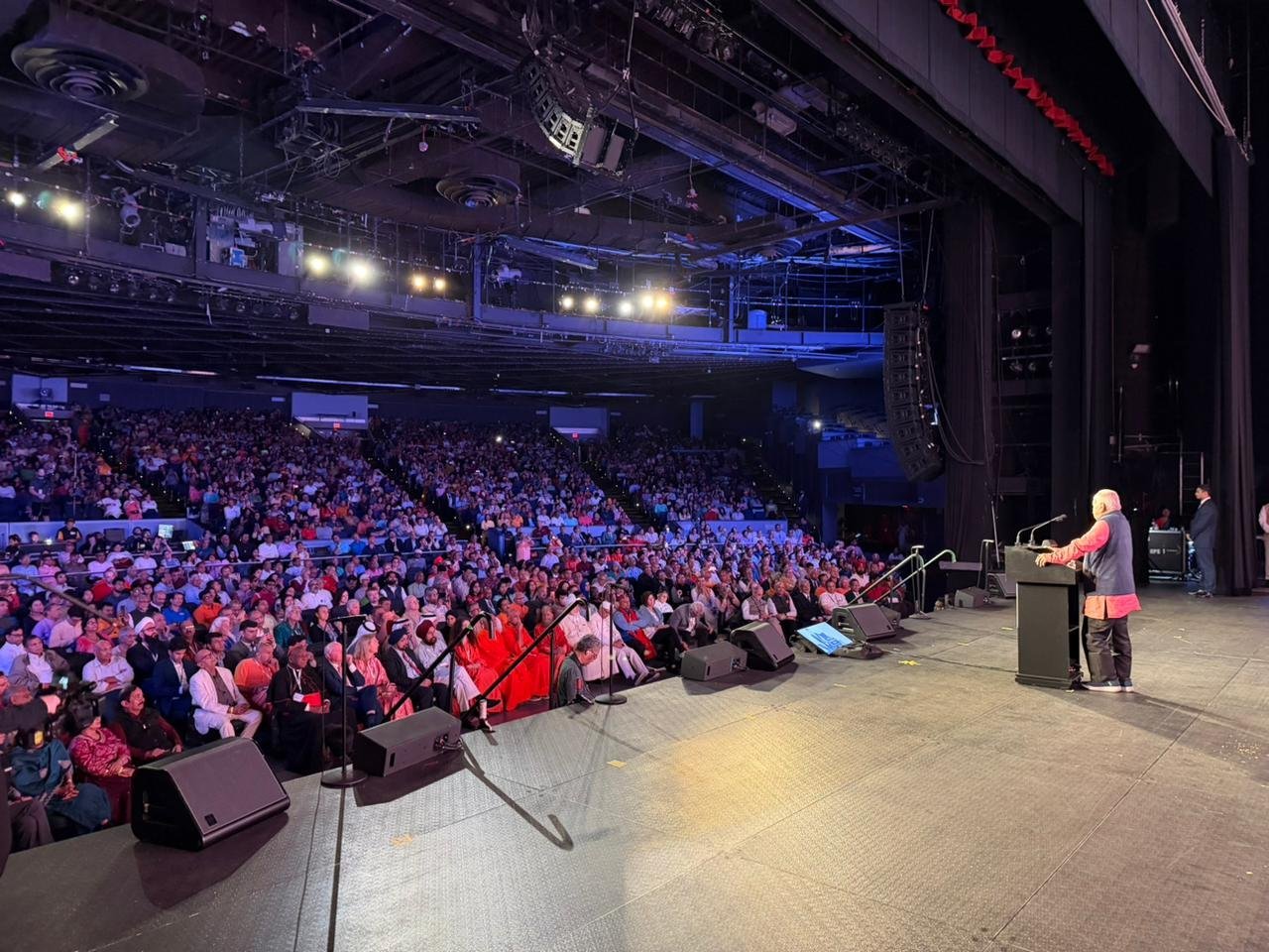 Mohan Bhagwat Urges Indian Diaspora to Be Responsible Citizens and Promote Message of Unity