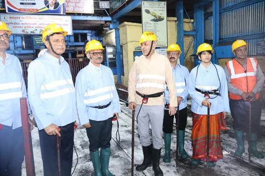 Advisor to Prime Minister, Tarun Kapoor Reviews BCCL's Key Projects and Operations