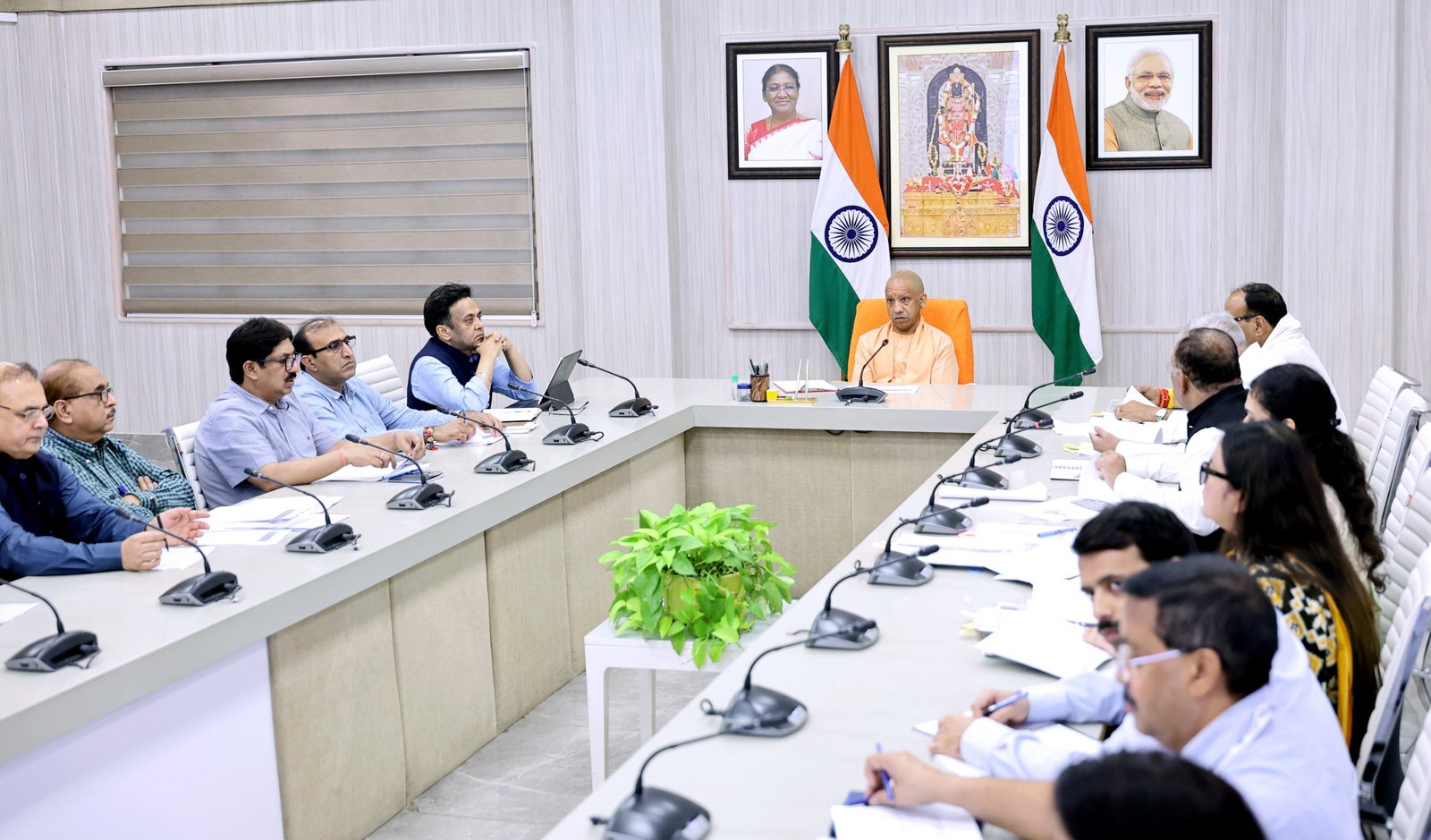 Job security, concern for the future too... Yogi govt's 'Security Shield' for Outsourced employees