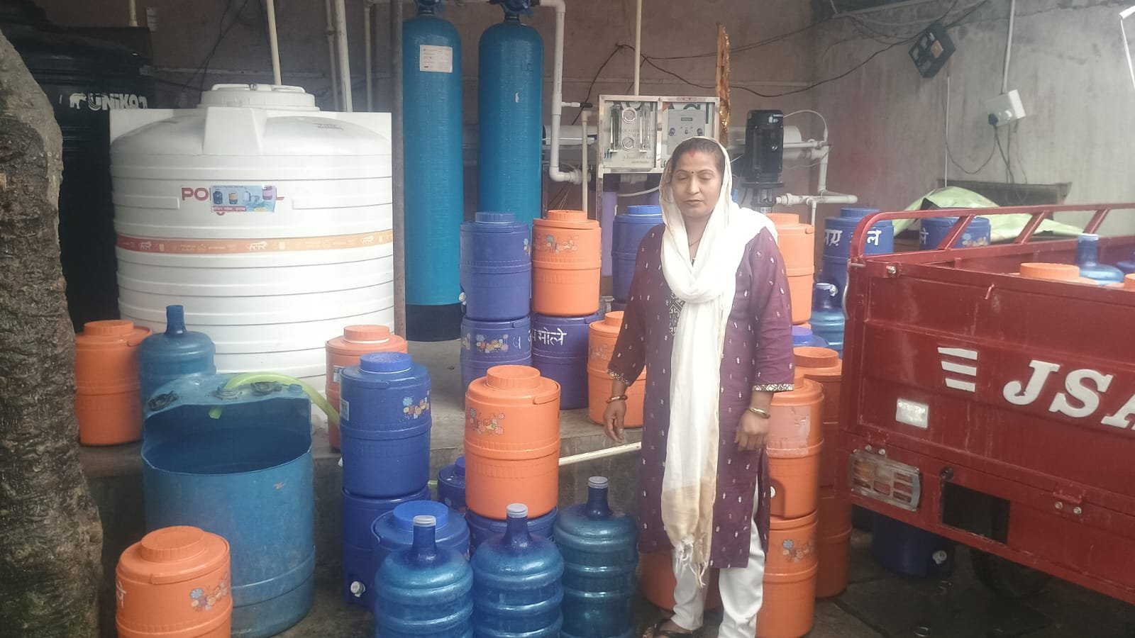 CM Yuva Yojana gives Sadhna a new identity, helps her establish a successful Water Plant business