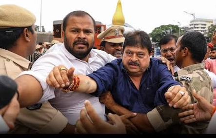 Telangana BJP Chief Ramchander Rao, Senior Leaders Detained During Secretariat Protest