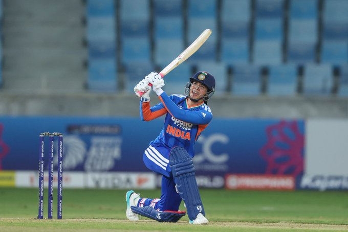 Smriti Mandhana’s Record 124 Powers India to 193/5 Against Hong Kong-China