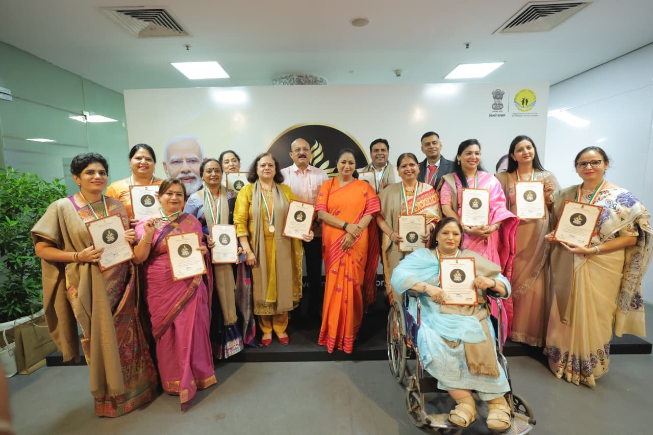 118 teachers honoured at ‘Shikshak Mahakumbh’ on Teachers’ Day, CM Rekha Gupta says empowered teachers are the strong foundation of a developed Delhi