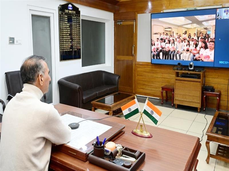 CM flags off 44 engineering students for Japan exposure visit