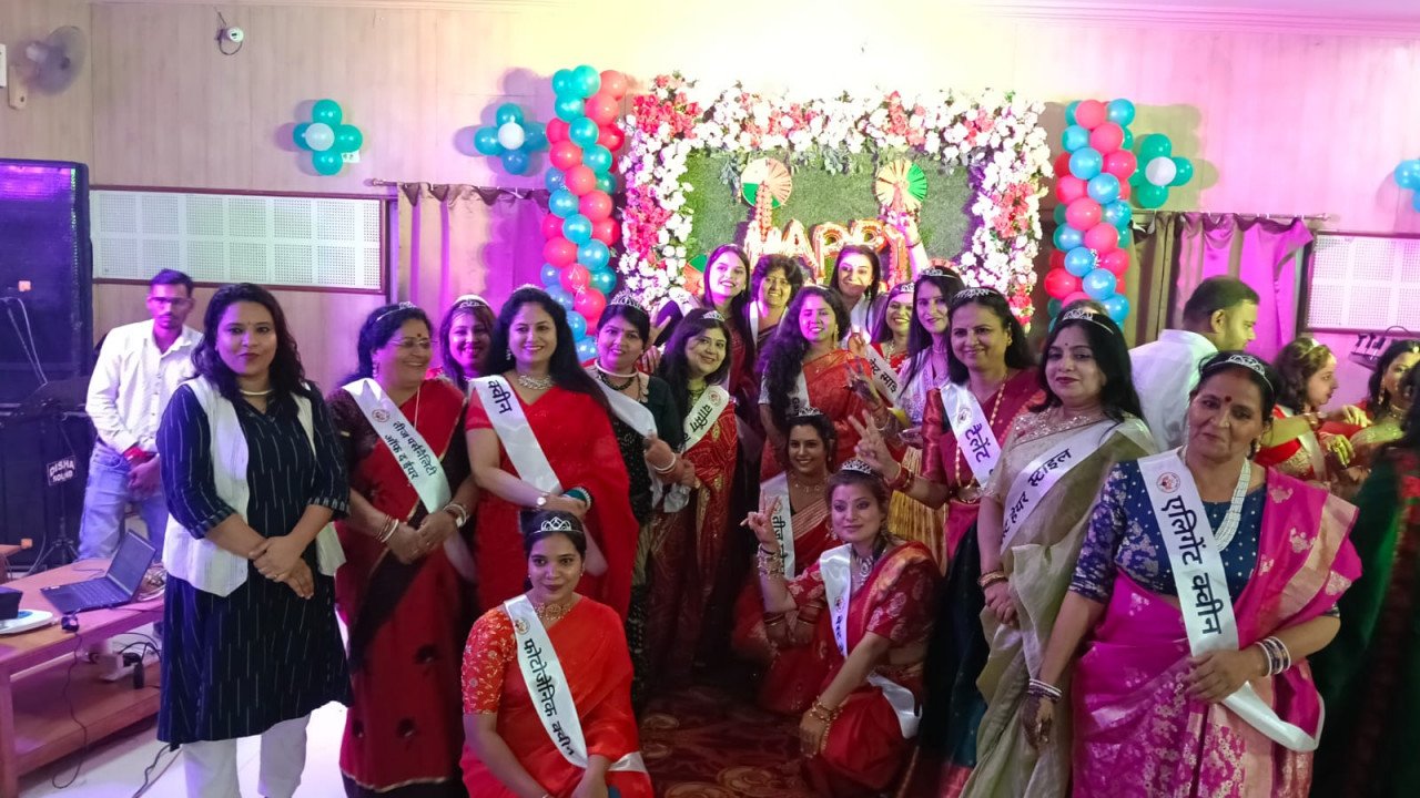 Raipur Press Club Celebrates Teej as Minister Laxmi Rajwade Joins Women Journalists for Ramp Walk