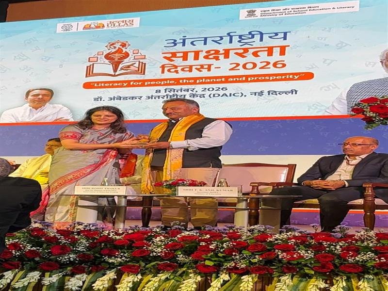 Himachal Pradesh honoured for achieving fully literate state status