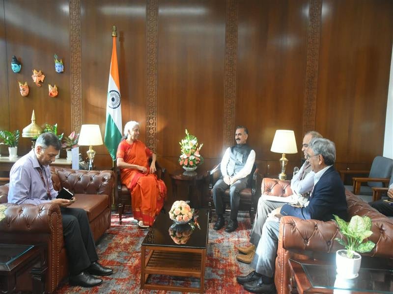 Chief Minister meets Union Finance Minister Nirmala Sitharaman