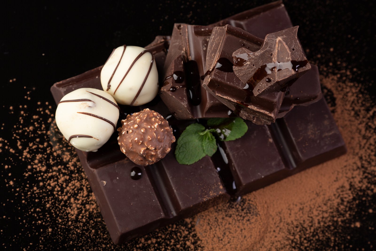 Why Dark Chocolate Makes Us Feel Good: What Science Says About Its Mood-Boosting Effects