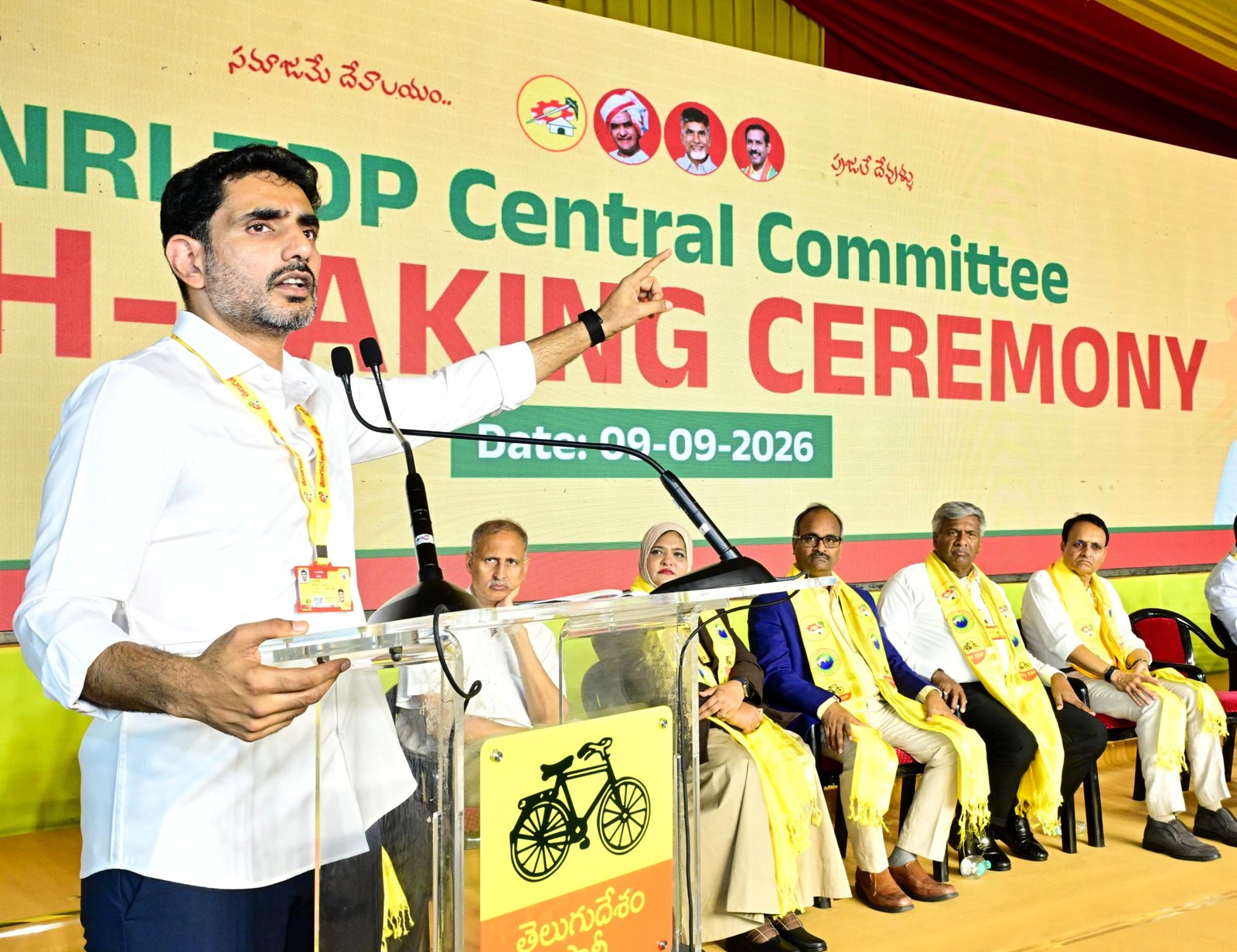 Lokesh Challenges Jagan Over DSC Recruitment, Says 30,000 Teachers to Be Hired in Five Years