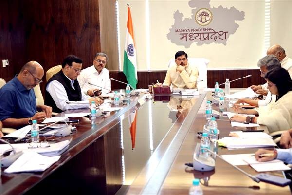 Swamitva Adhikar Abhilekh Nishpad and Seva Se Sankalp Campaigns to be Celebrated as Festivals: CM Dr. Yadav