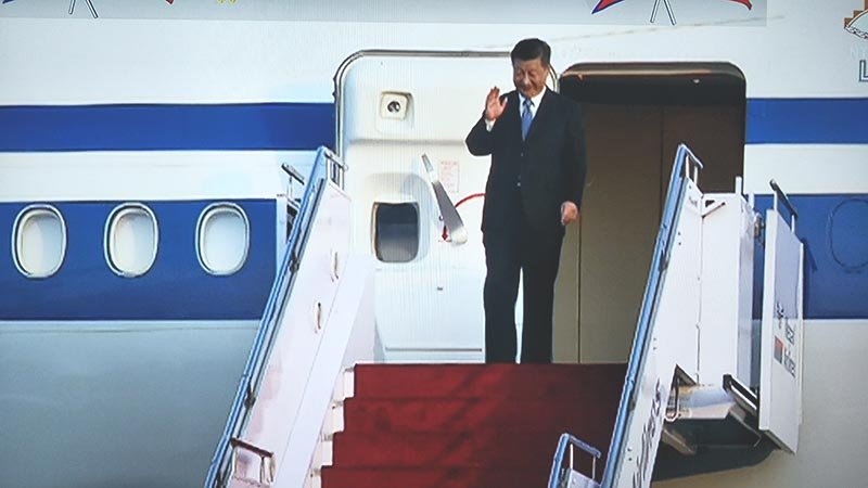 Xi Jinping Leaves Beijing for BRICS Summit in New Delhi, India-China Bilateral Meeting Expected