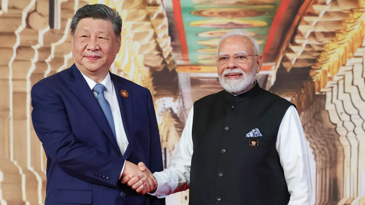 PM Modi, Xi Jinping Hold Bilateral Meeting on BRICS Summit Sidelines