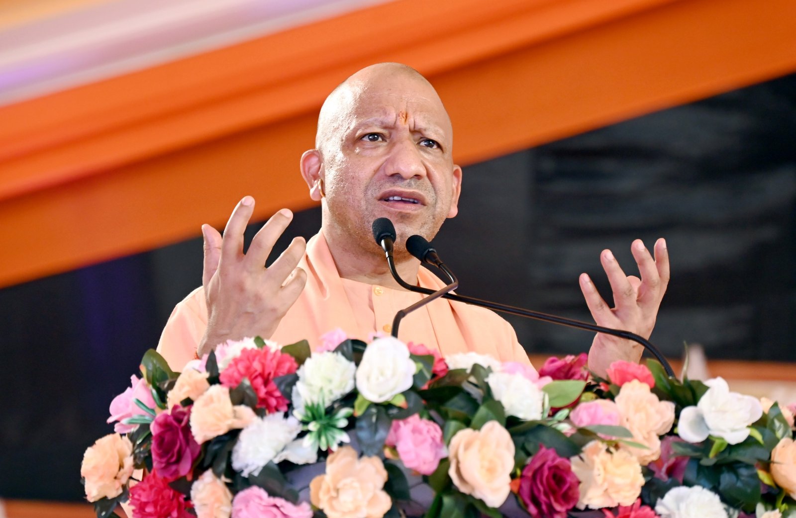 Yogi Govt’s policies transform UP into an electronics and semiconductor hub; ₹43,000 crore investment and more than 3 lakh employment opportunities