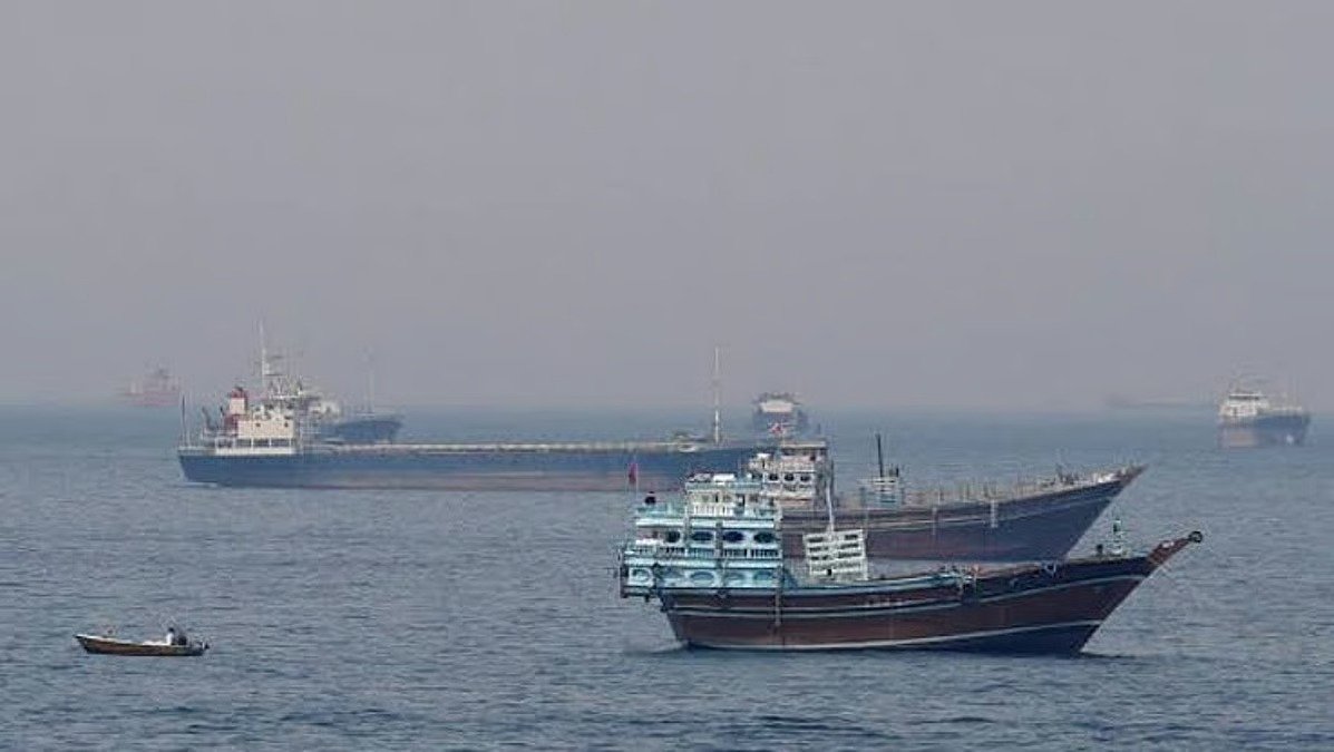 Iran Sets Seven Conditions for Reopening Strait of Hormuz Amid Oman Talks