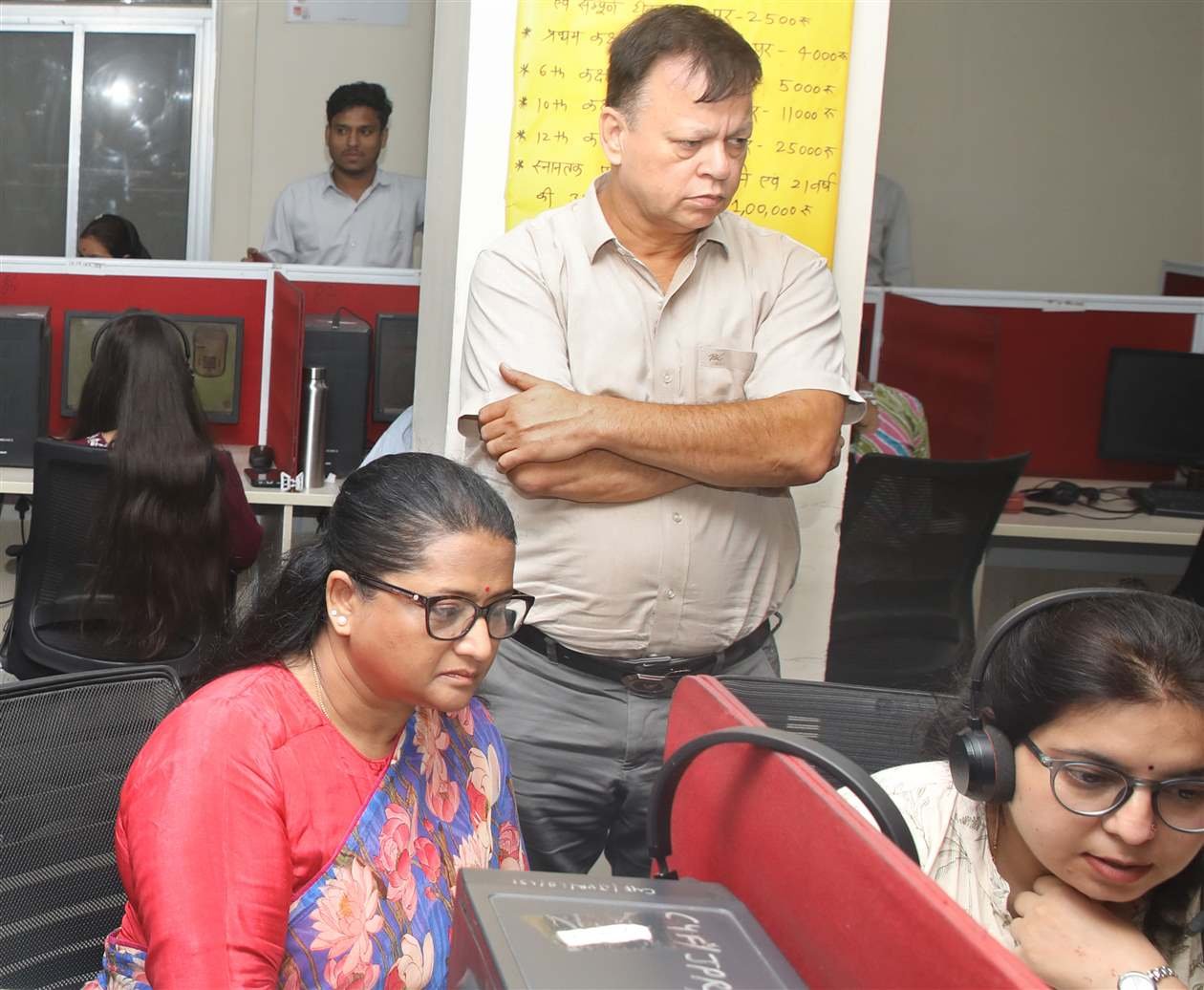 Additional Chief Secretary Reviews Rajasthan Sampark Helpline 181 and Contact Portal