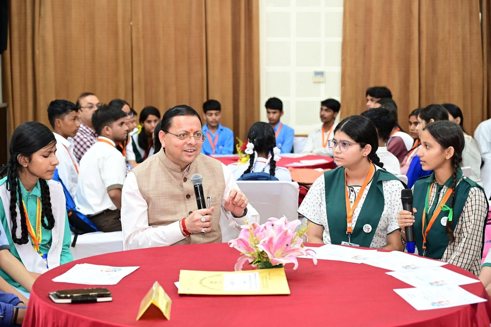विकसित उत्तराखंड के निर्माण में युवाओं के विचार निभाएंगे अहम भूमिका: सीएम धामी