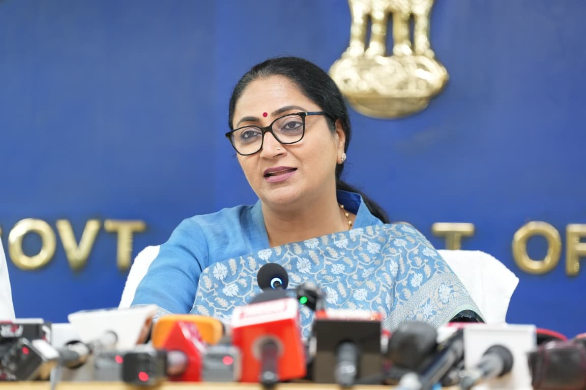 Rekha Gupta Government Approves Notification of 1,000 Acres of Southern Ridge as Reserved Forest