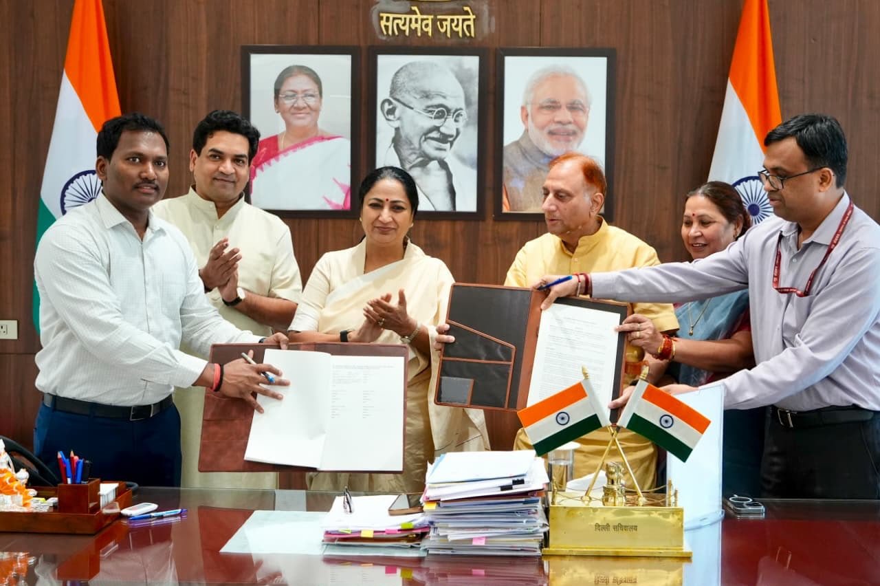 MoU signed between Tourism Department and Municipal Corporation in the presence of Chief Minister Rekha Gupta