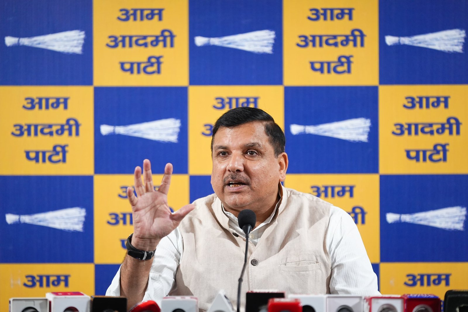 BJP Conspiracy to Defame Punjab Exposed, Drug Trafficker Jagga Called ‘Bhai’ by BJP: Sanjay Singh