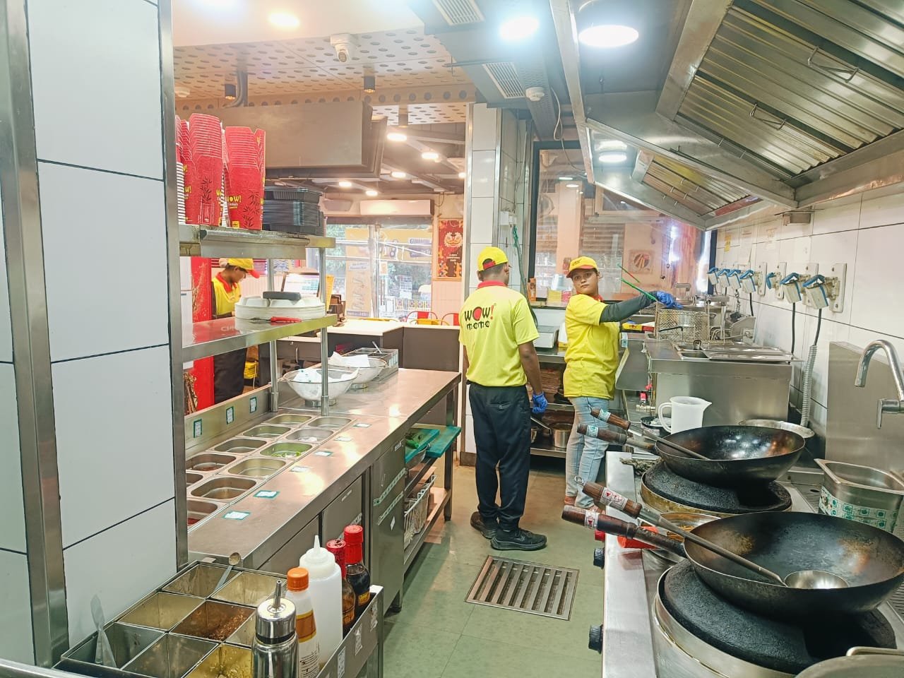 FSDA Action in Five Districts: Serious Irregularities Found at Fast-Food and Restaurant Outlets