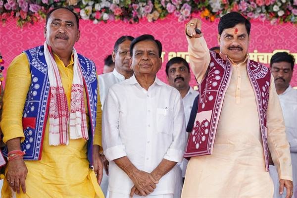 PM Shri Modi has Exemplified Spirit of Service during 25 Years in Public Life : CM Dr. Yadav