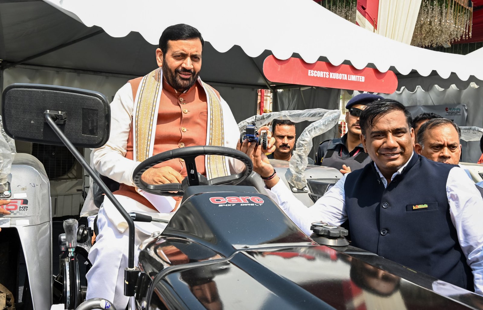 CM Nayab Singh Saini Calls Upon Industrialists of Punjab and Haryana to Strengthen Cooperation