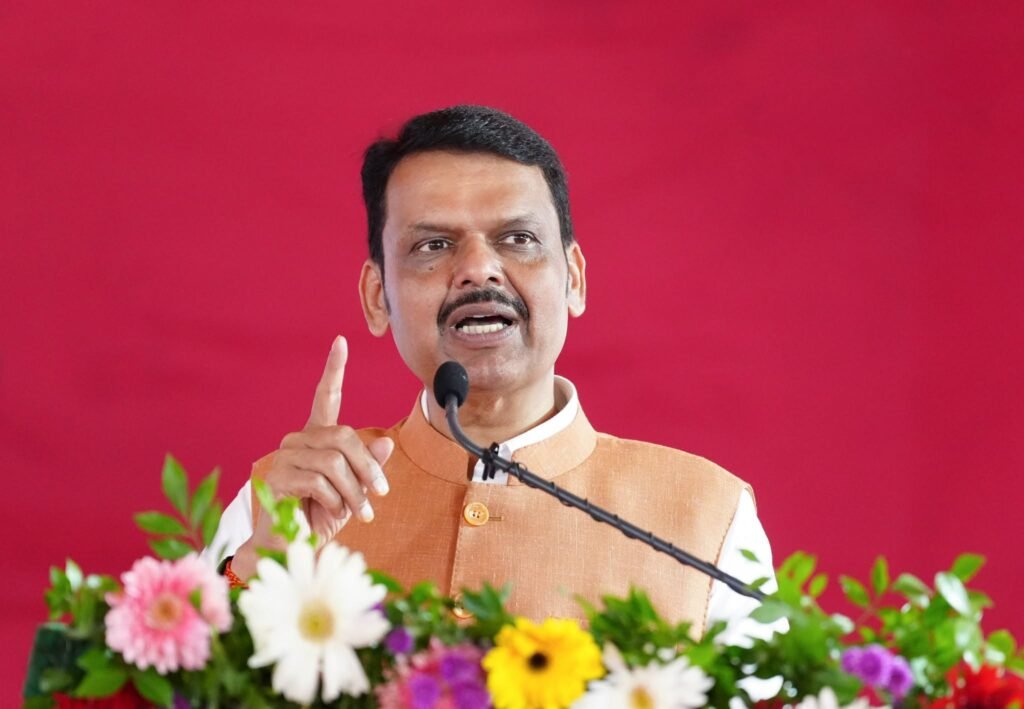 Mathadi Act Will Remain, 3,000 Workers to Get Homes in Wadala: CM Fadnavis