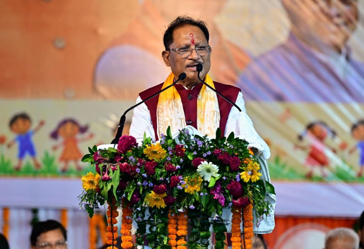 CM Sai Inaugurates, Lays Foundation Stones for 21 Development Projects Worth Rs 68.96 Crore in Madku