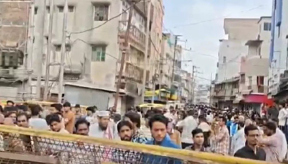 Stone-Pelting Erupts in Ujjain Over Shahi Masjid Removal Drive