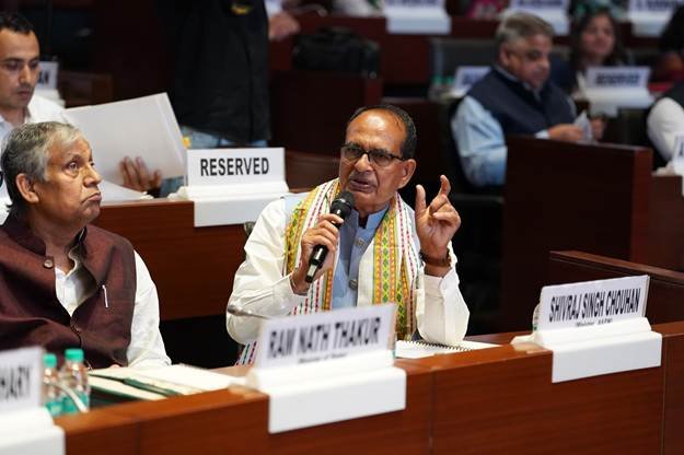 Shivraj Singh Chouhan Calls for ‘Team Agriculture’ to Make India a Global Food Basket