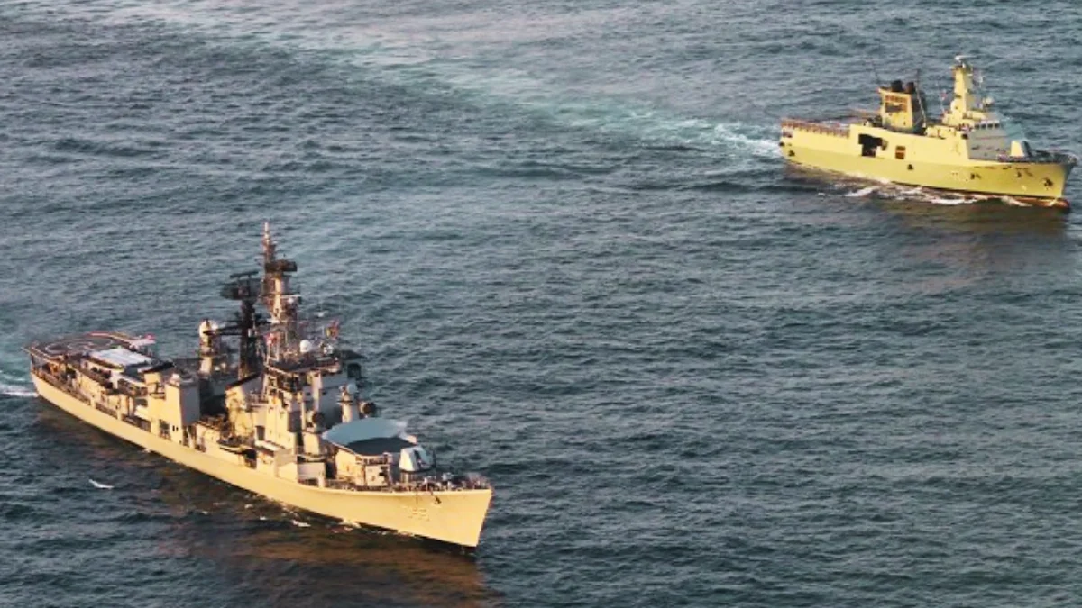 INS Ranvijay Calls at Salalah, India-Oman Maritime Ties Strengthened
