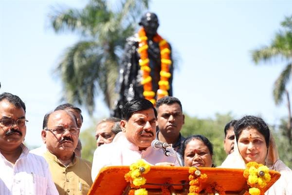 Mahatma Gandhi’s Ideas of Swadeshi and Self-Reliance are Being Taken Forward by PM Shri Modi : CM Dr. Yadav